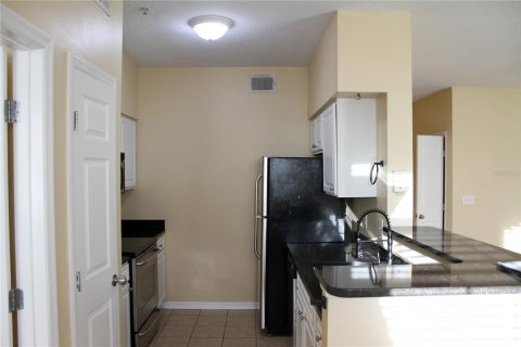 Condo in Tampa, Florida, 1 bedroom  № 2394118 - photo 7