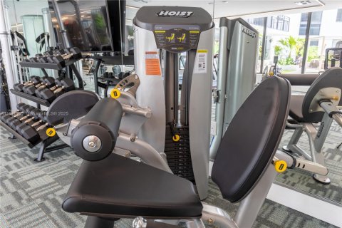 House in Miami, Florida 1 bedroom № 1975076 - photo 25