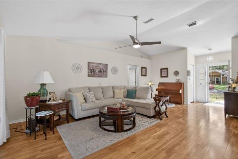 Casa en venta en Gainesville, Florida, 3 dormitorios, 125.14 m2 № 2198013 - foto 5