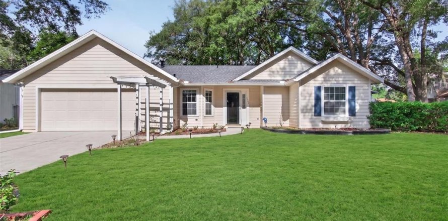 Casa en Gainesville, Florida 3 dormitorios, 125.14 m2 № 2198013