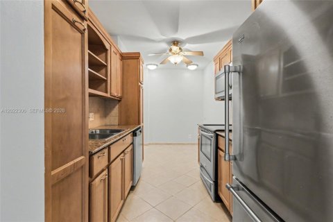 Condominio en venta en Hollywood, Florida, 1 dormitorio, 78.41 m2 № 2084899 - foto 9