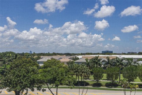 Condominio en venta en Hollywood, Florida, 1 dormitorio, 78.41 m2 № 2084899 - foto 6