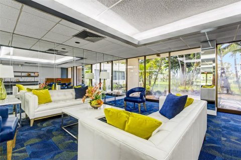 Condominio en venta en Hollywood, Florida, 1 dormitorio, 78.41 m2 № 2084899 - foto 29