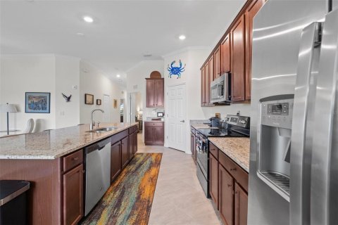 Condo in Lakewood Ranch, Florida, 2 bedrooms in LAKEWOOD NATIONAL  № 1523624 - photo 21