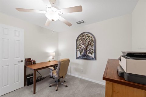 Condo in Lakewood Ranch, Florida, 2 bedrooms in LAKEWOOD NATIONAL  № 1523624 - photo 11