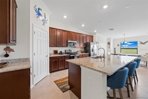 Condo in Lakewood Ranch, Florida, 2 bedrooms in LAKEWOOD NATIONAL  № 1523624 - photo 20