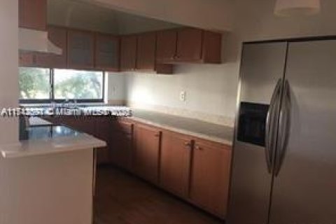 Copropriété à vendre à Sunny Isles Beach, Floride: 1 chambre, 59.46 m2 № 1939667 - photo 2