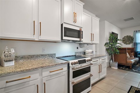 Casa en venta en Ocala, Florida, 4 dormitorios, 262.63 m2 № 1591270 - foto 30