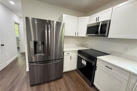 Casa en venta en Auburndale, Florida, 3 dormitorios, 92.9 m2 № 2167302 - foto 7