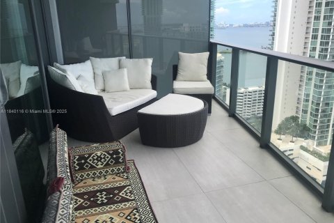 Copropriété à louer à Miami, Floride: 2 chambres, 102.84 m2 № 1943206 - photo 28