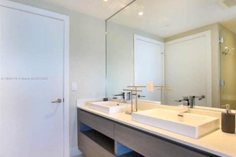 Copropriété à louer à Miami, Floride: 2 chambres, 102.84 m2 № 1943206 - photo 19