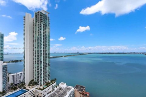 Copropriété à louer à Miami, Floride: 2 chambres, 102.84 m2 № 1943206 - photo 3
