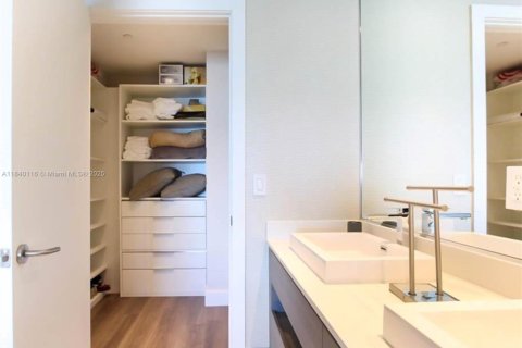 Copropriété à louer à Miami, Floride: 2 chambres, 102.84 m2 № 1943206 - photo 21