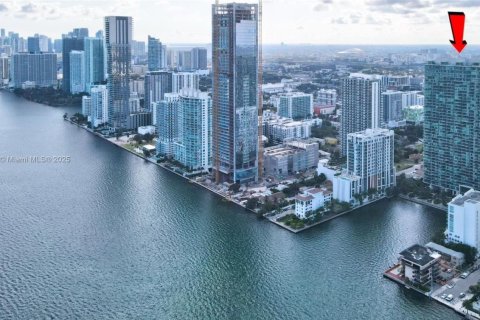 Copropriété à louer à Miami, Floride: 2 chambres, 102.84 m2 № 1943206 - photo 5