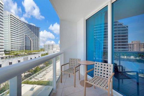 Condominio en venta en Fort Lauderdale, Florida, 3 habitaciones, 49.52 m2 № 2191575 - foto 5