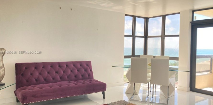 Condominio en Miami Beach, Florida, 1 dormitorio  № 2058080