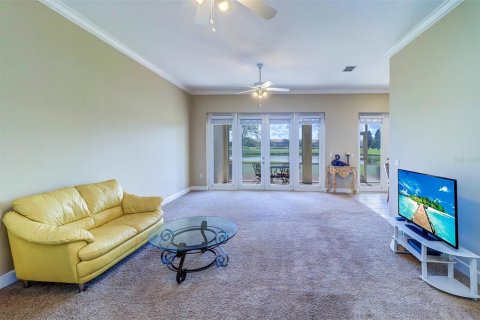 House in Lakeland, Florida 3 bedrooms, 203.18 sq.m. № 1883025 - photo 2