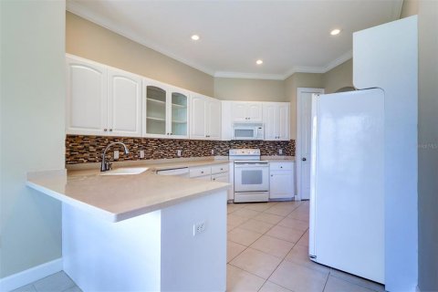 House in Lakeland, Florida 3 bedrooms, 203.18 sq.m. № 1883025 - photo 11