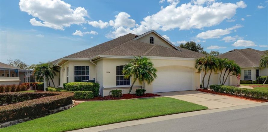 House in Lakeland, Florida 3 bedrooms, 203.18 sq.m. № 1883025