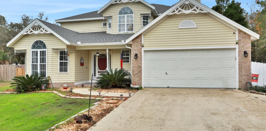 House in Keystone Heights, Florida 4 bedrooms, 211.45 sq.m. № 879947