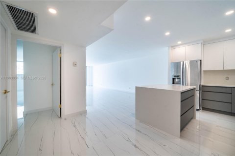 Купить кондоминиум в Санни-Айлс-Бич, Флорида 1 спальня, 93.37м2, № 2025543 - фото 8