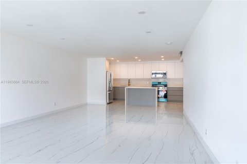 Купить кондоминиум в Санни-Айлс-Бич, Флорида 1 спальня, 93.37м2, № 2025543 - фото 14