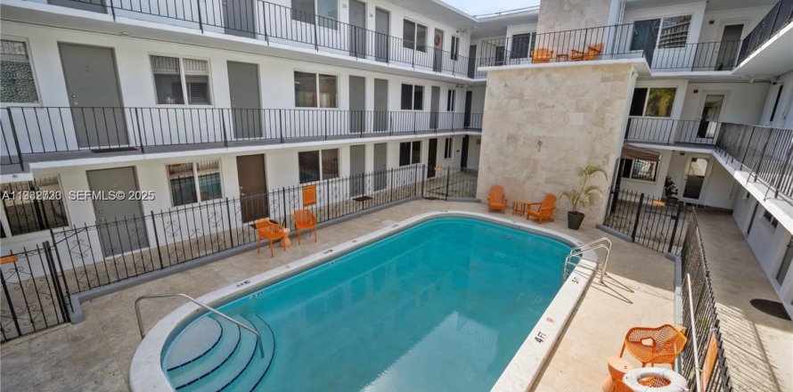 Apartamento en Miami, Florida 2 dormitorios, 69.96 m2 № 1991041