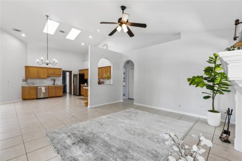 House in Gainesville, Florida 4 bedrooms, 218.97 sq.m. № 1603089 - photo 6