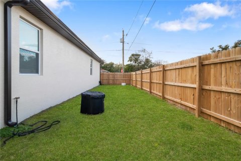Casa en venta en Tampa, Florida, 4 dormitorios, 144.93 m2 № 2384317 - foto 17