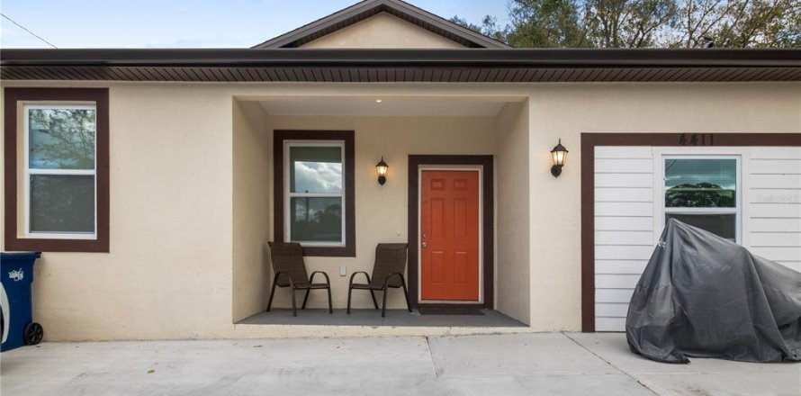 Casa en Tampa, Florida 4 dormitorios, 144.93 m2 № 2384317