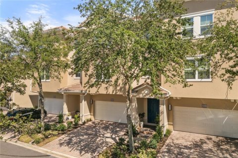 Townhouse in Lake Mary, Florida 4 bedrooms, 219.71 sq.m. № 2380799