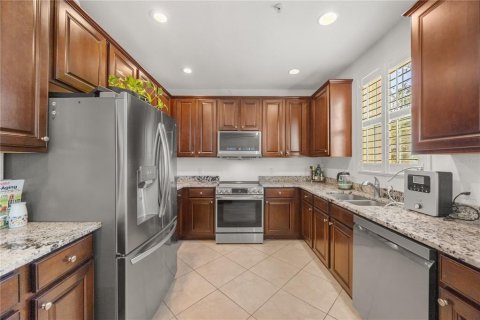 Townhouse in Lake Mary, Florida 4 bedrooms, 219.71 sq.m. № 2380799 - photo 11