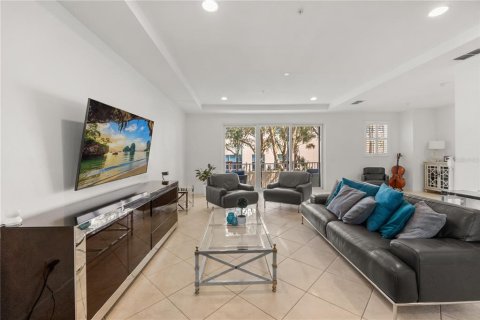 Townhouse in Lake Mary, Florida 4 bedrooms, 219.71 sq.m. № 2380799 - photo 4