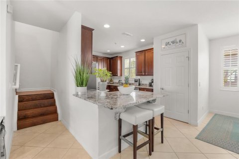 Townhouse in Lake Mary, Florida 4 bedrooms, 219.71 sq.m. № 2380799 - photo 10