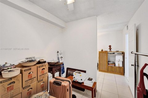 Condo in Davie, Florida, 2 bedrooms  № 2066108 - photo 27