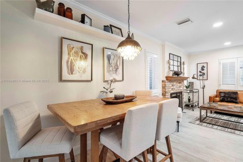 House in Fort Lauderdale, Florida 2 bedrooms, 70.88 sq.m. № 1867056 - photo 5