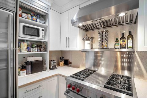 House in Fort Lauderdale, Florida 2 bedrooms, 70.88 sq.m. № 1867056 - photo 17