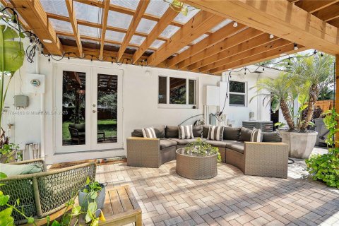 House in Fort Lauderdale, Florida 2 bedrooms, 70.88 sq.m. № 1867056 - photo 18