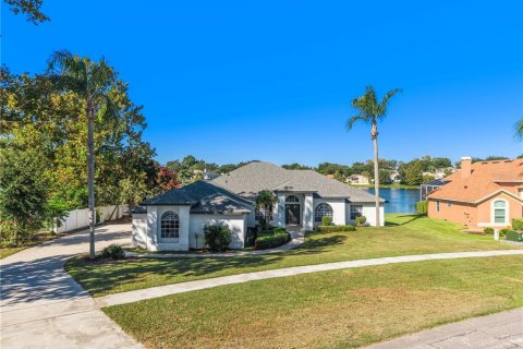 Villa ou maison à vendre à Clermont, Floride: 4 chambres, 253.07 m2 № 2431928 - photo 2