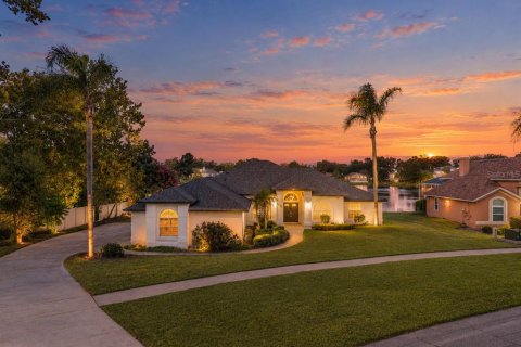 Villa ou maison à Clermont, Floride 4 chambres, 253.07 m2 № 2431928