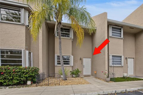 Condominio en Palmetto Bay, Florida, 2 dormitorios  № 2428310