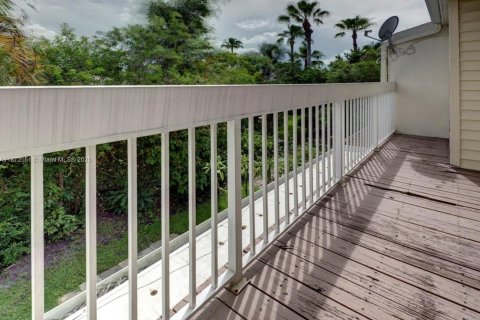 Touwnhouse à louer à Margate, Floride: 2 chambres, 126.25 m2 № 1927124 - photo 6