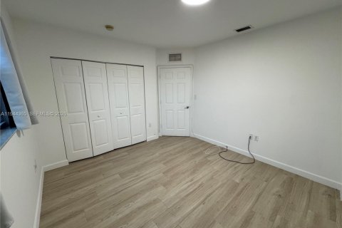 Apartment in Miami, Florida 1 bedroom, 66.89 sq.m. № 2001578 - photo 7