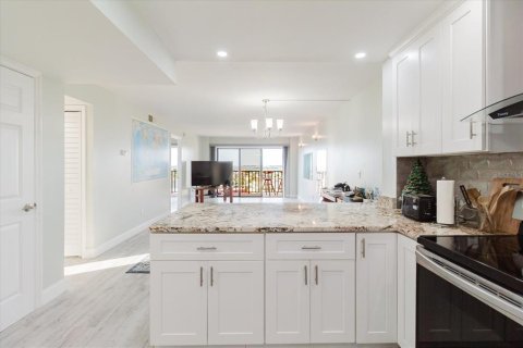 Condo in Clearwater, Florida, 2 bedrooms  № 2099341 - photo 19