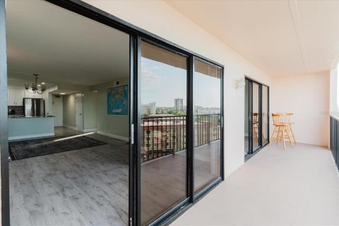 Condo in Clearwater, Florida, 2 bedrooms  № 2099341 - photo 28