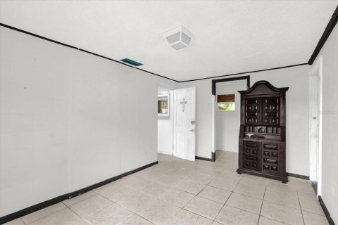 House in Orlando, Florida 3 bedrooms, 109.44 sq.m. № 1844370 - photo 13