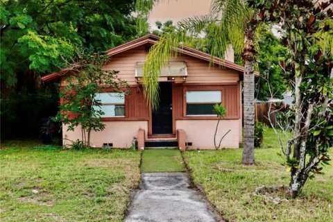 House in Orlando, Florida 3 bedrooms, 109.44 sq.m. № 1844370 - photo 2