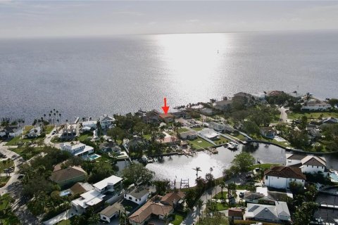 Casa en venta en Saint Petersburg, Florida, 4 dormitorios, 157.56 m2 № 1719430 - foto 17