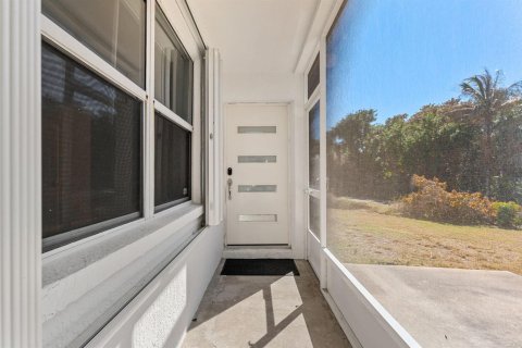Villa ou maison à vendre à Melbourne Beach, Floride: 3 chambres, 288.93 m2 № 2261143 - photo 27