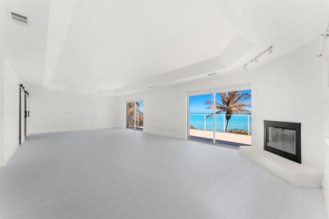 Villa ou maison à vendre à Melbourne Beach, Floride: 3 chambres, 288.93 m2 № 2261143 - photo 30